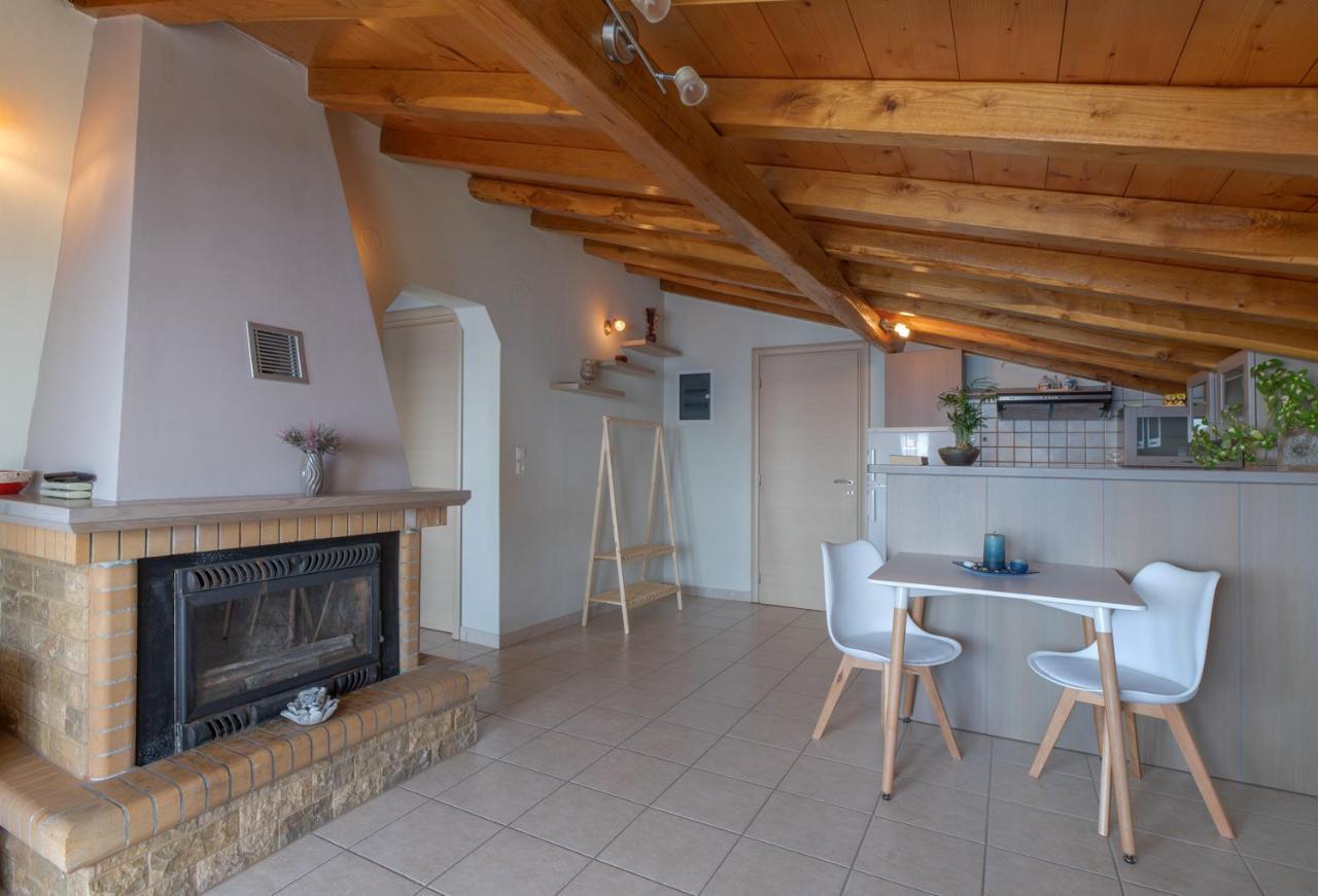 Pantheon Attic Apartment Alonnisos Town Ngoại thất bức ảnh