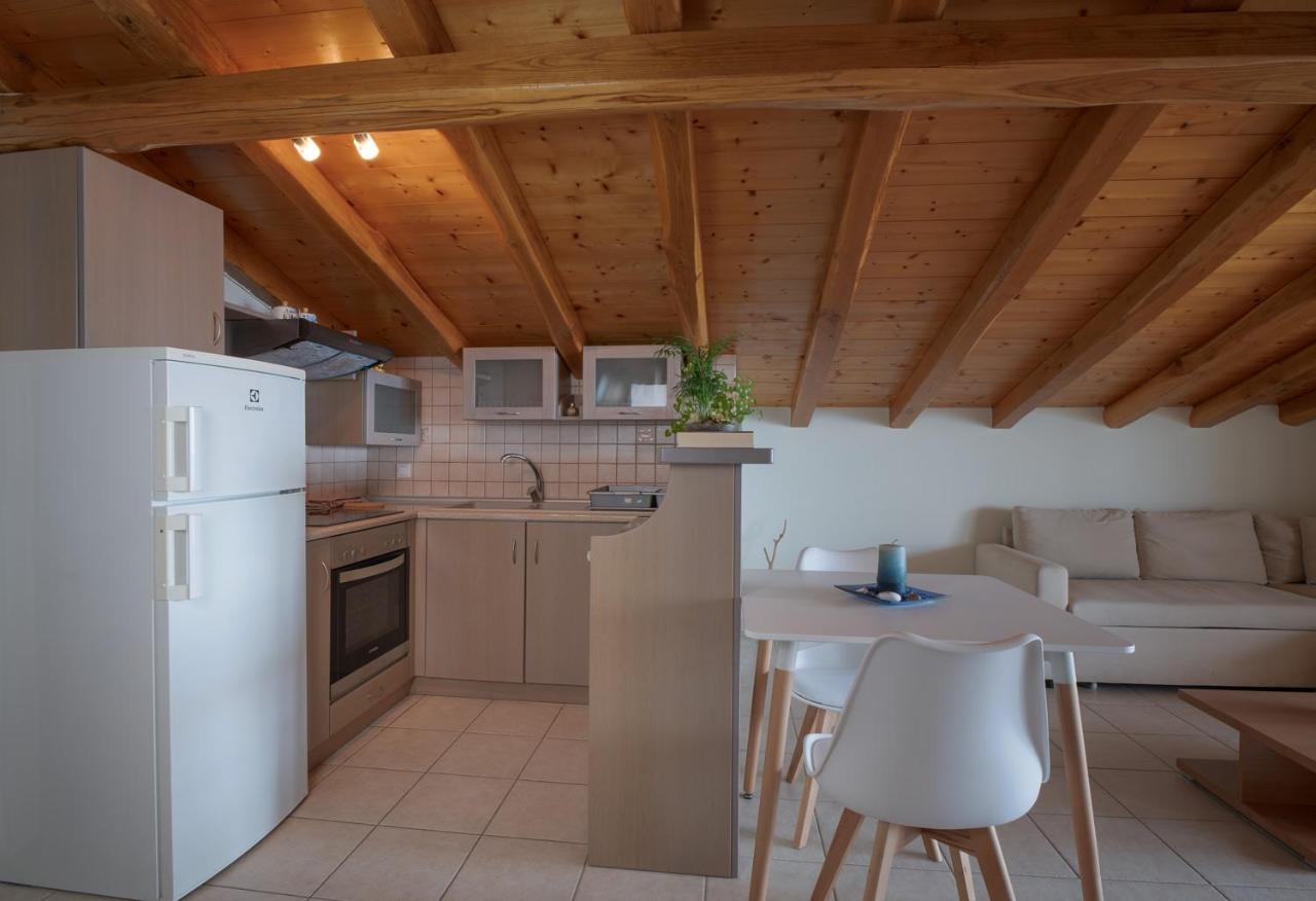 Pantheon Attic Apartment Alonnisos Town Ngoại thất bức ảnh